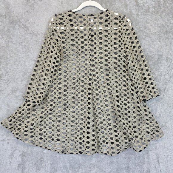 Design Today's Shirt Womens Medium Beige Black Cutout Lace Tunic Made USA - Picture 8 of 8